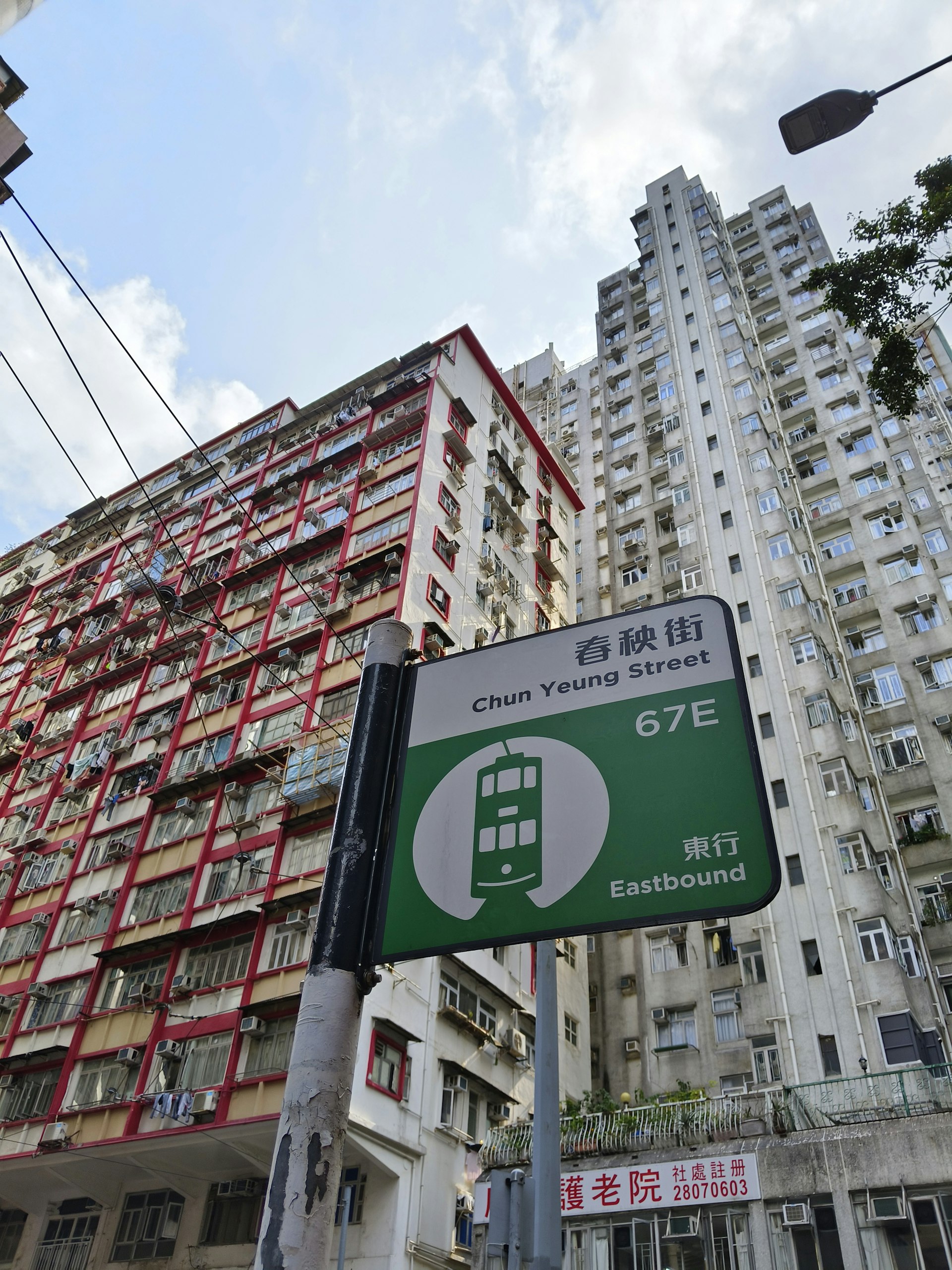 Affordable Long-Range EVs: Your Guide to Smart Commuting in 2025