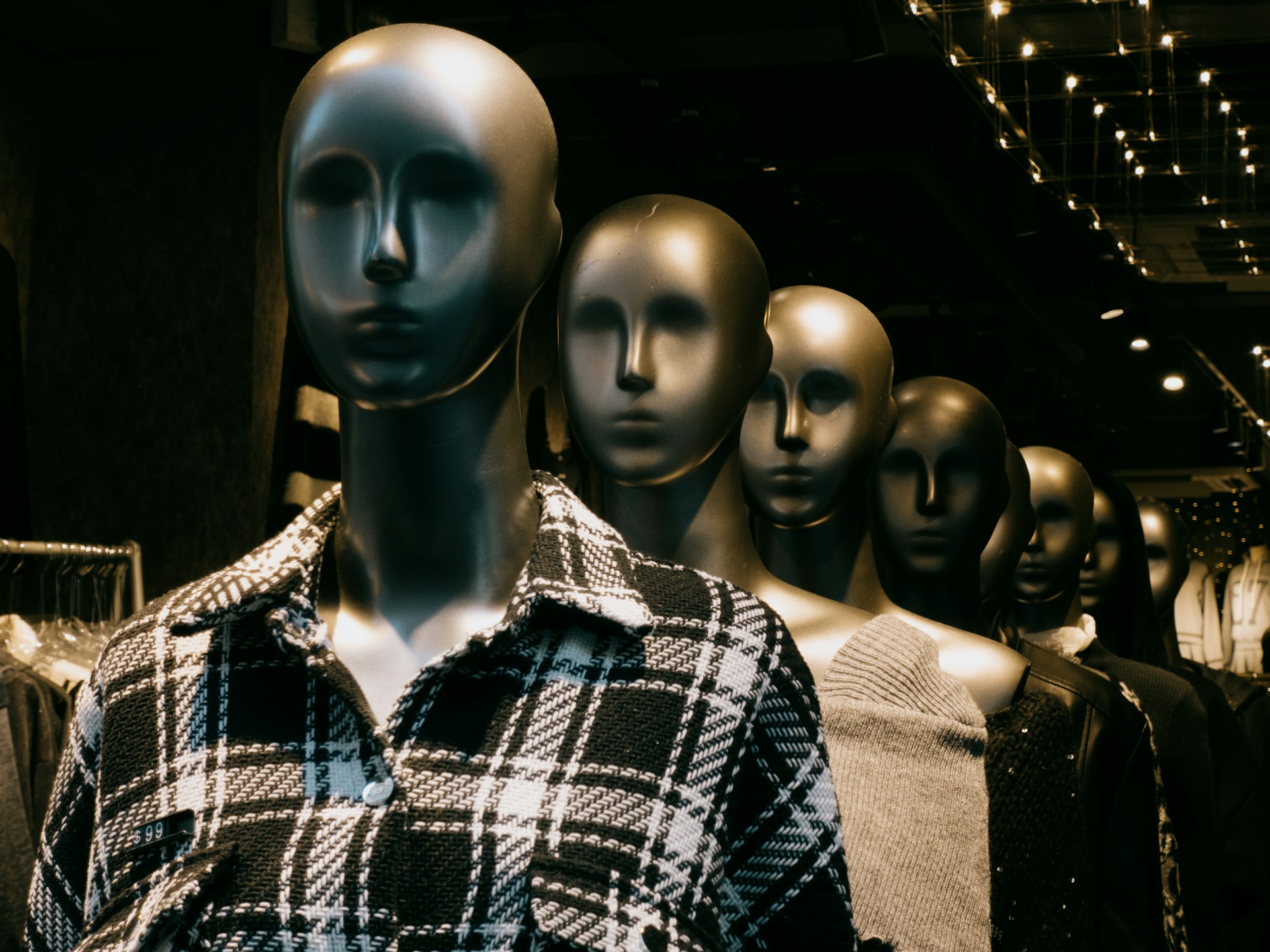How Artificial Intelligence is Transforming Fashion Design Innovation in 2025