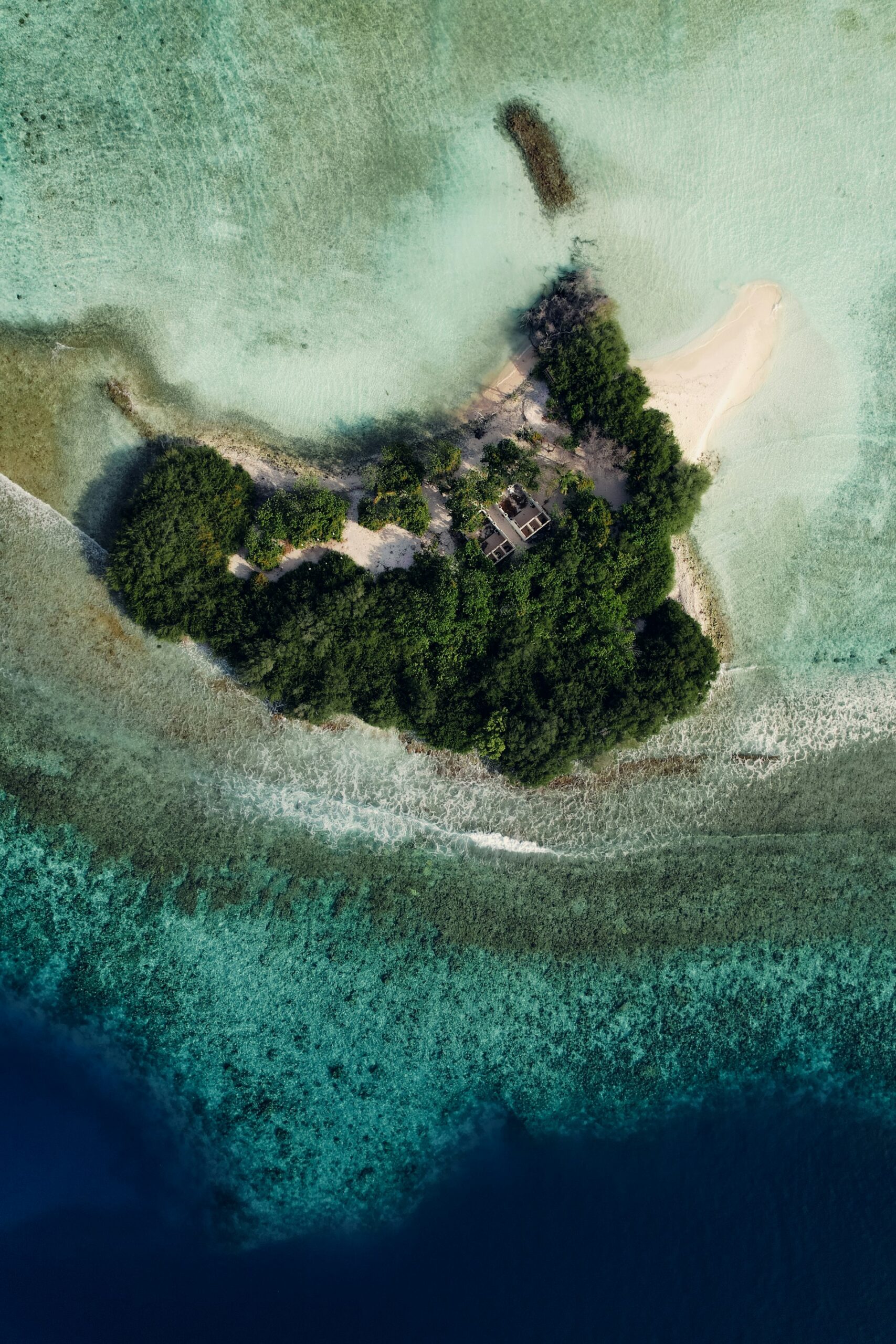Discover the Ultimate in Privacy: Your Guide to Remote Island Escapes
