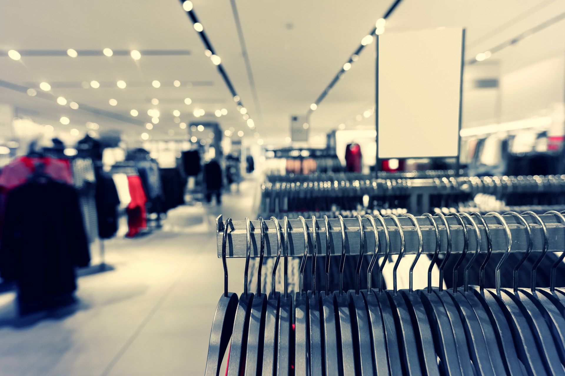 How Predictive Analytics is Transforming the Retail Industry: Benefits, Applications, and Implementation